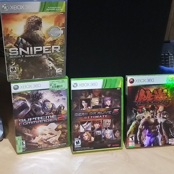 Xbox 360 - Picture 7 of 9